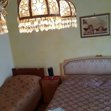 United States Of Europe Bed & Breakfast